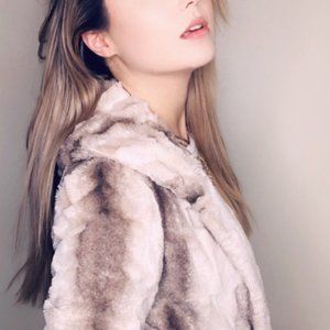 VINTAGE FAUX FUR COAT